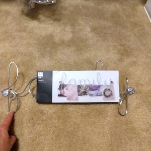 Wire photo display